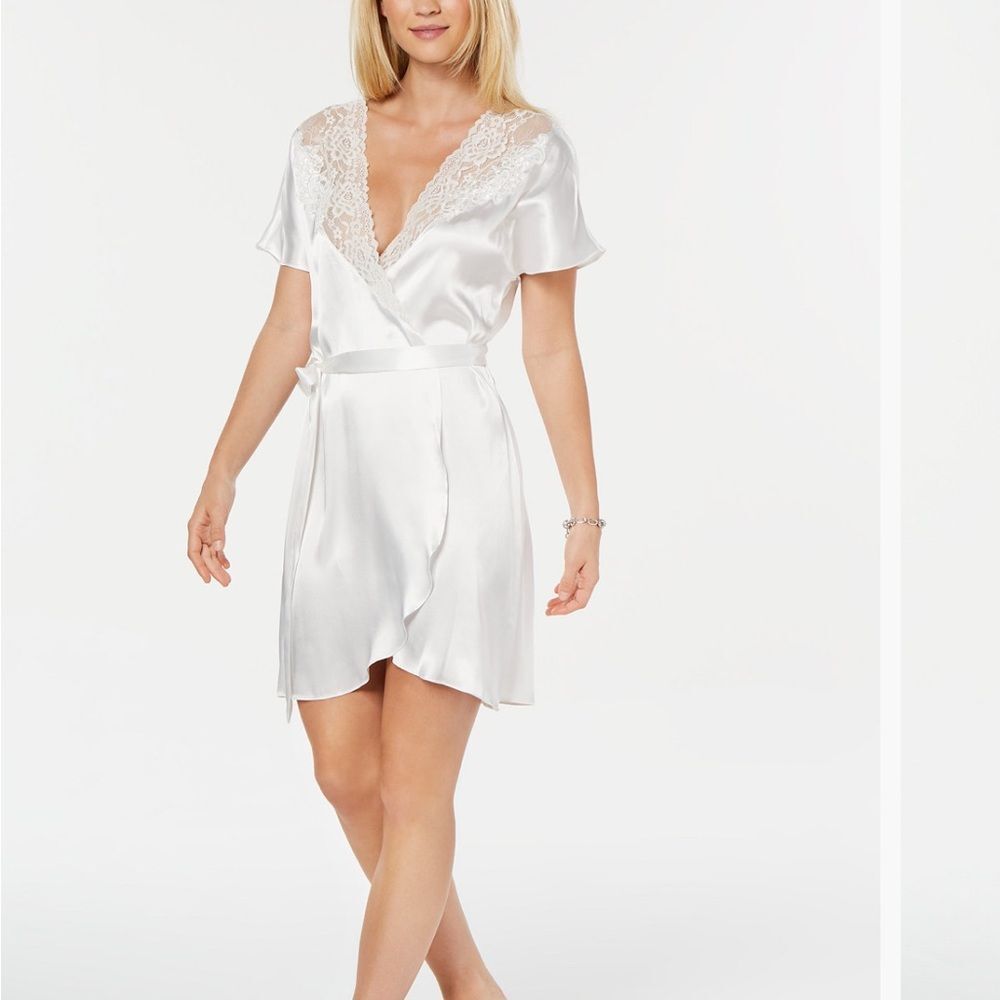 Linea Donatella Women's Lace-Trim Satin Wrap Robe White Short Small-Medium Sexy